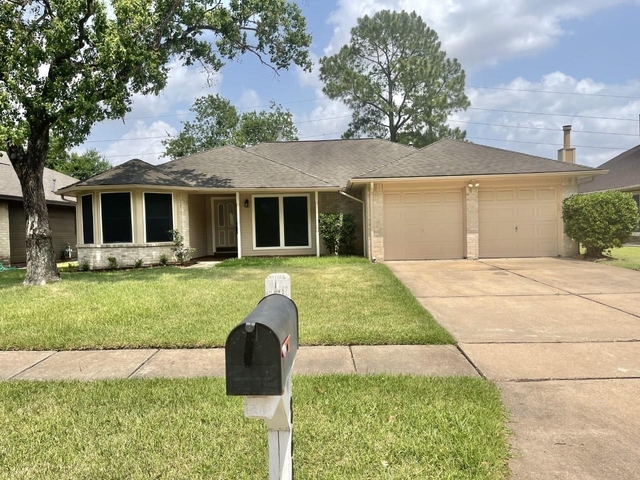 8646 Sunny Ridge Drive - Photo 1