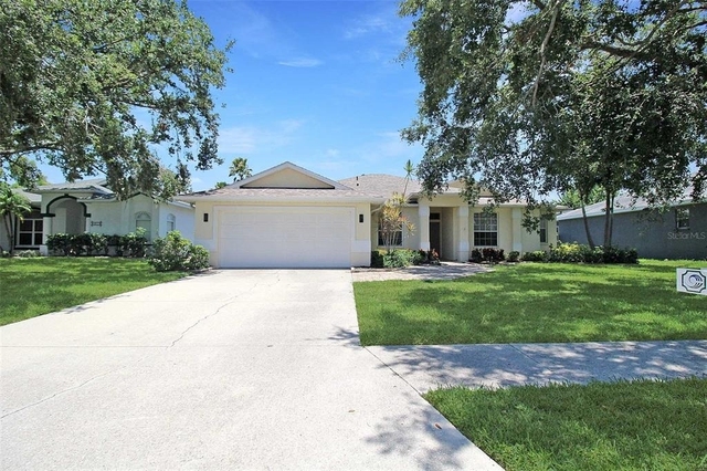 4815 77th Street E - Photo 1