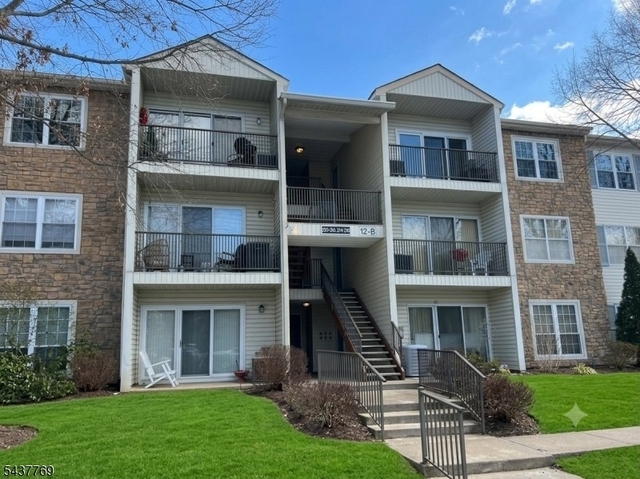 260 Robertson Way - Photo 1