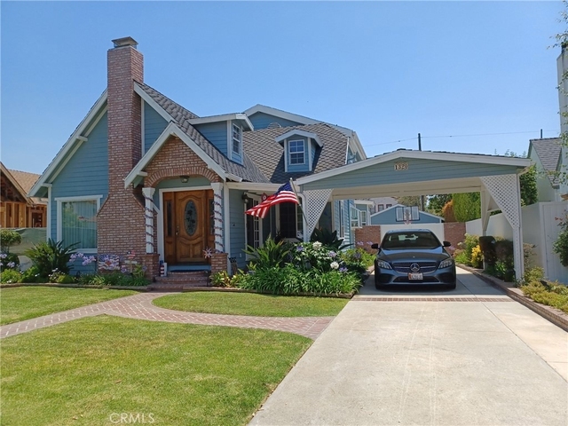 1320 Cedar Street - Photo 1