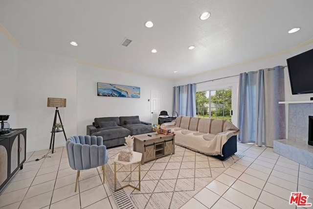 15213 Daphne Avenue - Photo 1