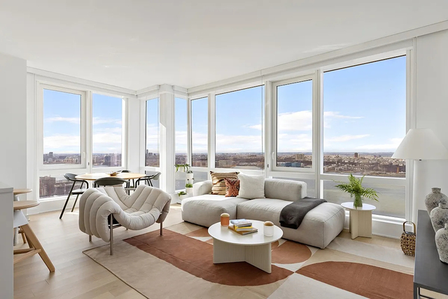 W 38th Street - Photo 1