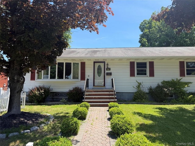2518 South Avenue - Photo 1