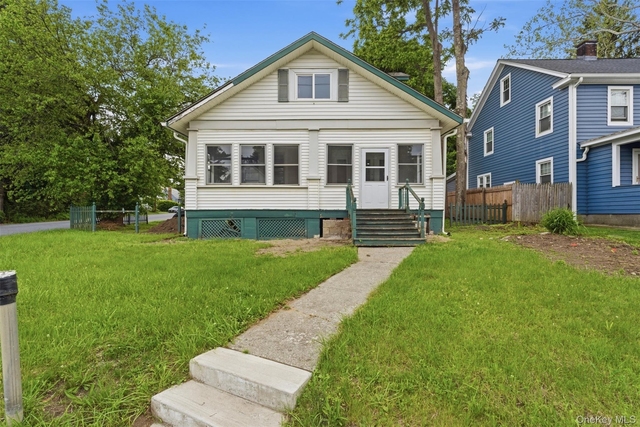 115 Innis Avenue - Photo 1