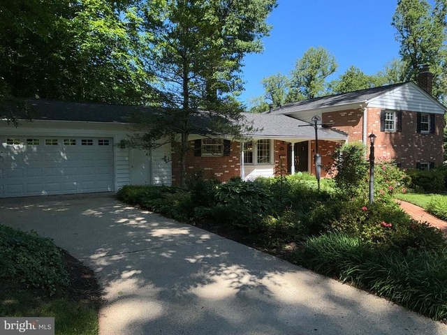4701 Red Fox Drive - Photo 1