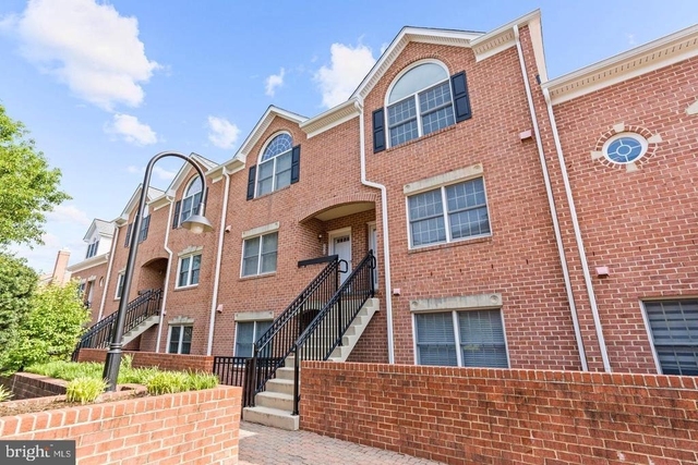 6908 Fairfax Drive - Photo 1