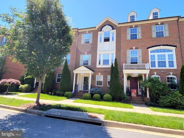 8907 Amelung Street - Photo 1