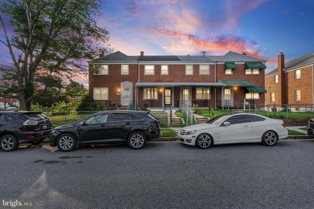 2203 Redthorn Road - Photo 1
