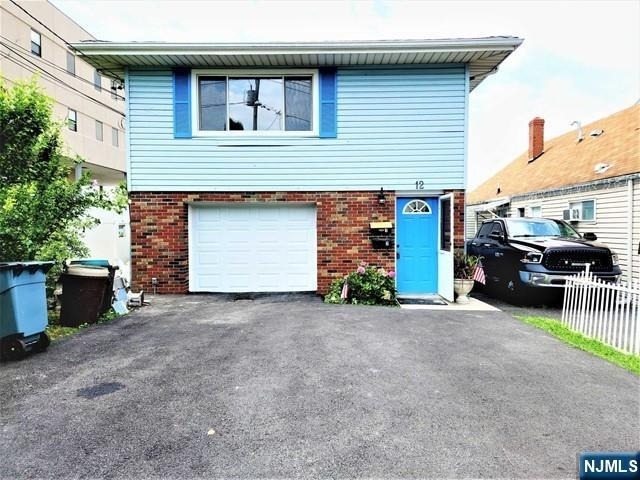12 Prospect - Photo 1