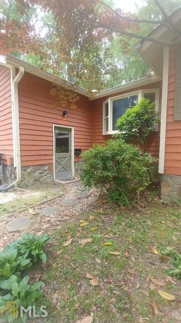 180 Cedar Circle Circle Studio - Photo 1