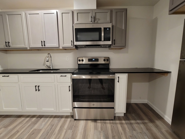 31-13 28th Road - Photo 1