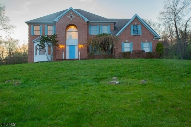 4 Lewis Hollow Rd - Photo 1