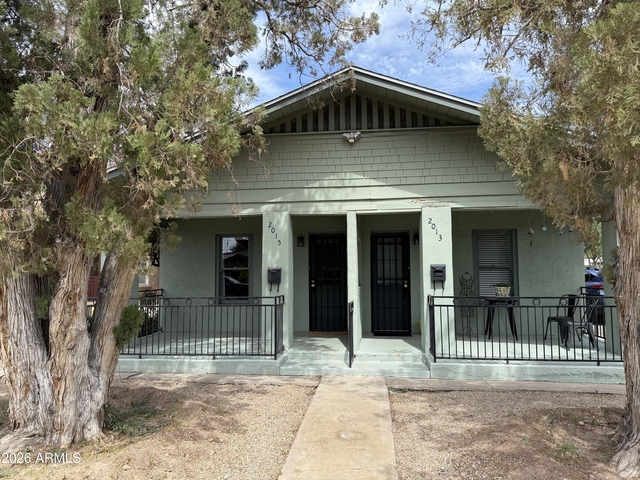 2015 N 10th Street - Photo 1