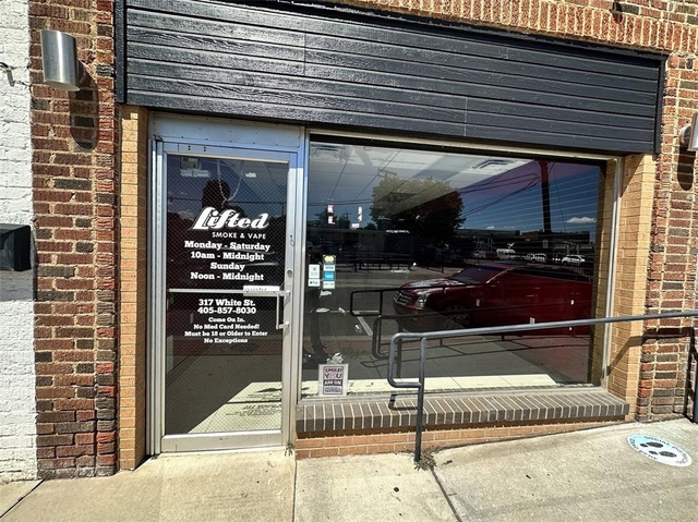 317 White Street - Photo 1