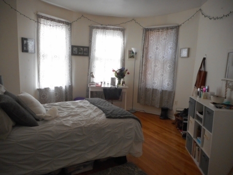 1400 Commonwealth Ave - Photo 1