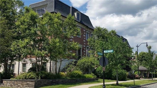 129 W Main Street - Photo 1