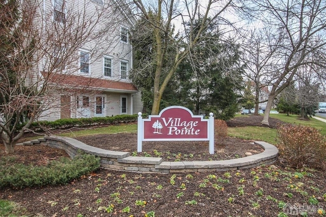63 Prestwick Way - Photo 1