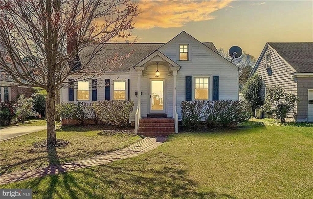 3817 High Street - Photo 1