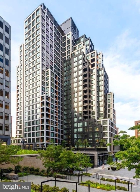 269 19th Court S - Photo 1