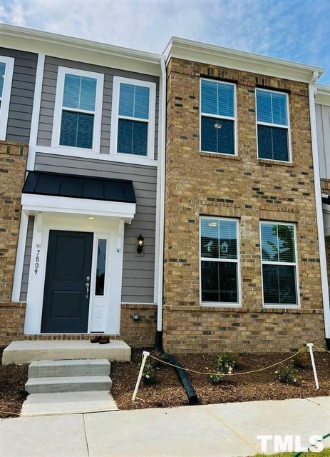 7809 Flatrock Park Drive - Photo 1