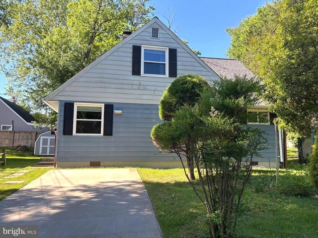 5702 Denfield Road - Photo 1
