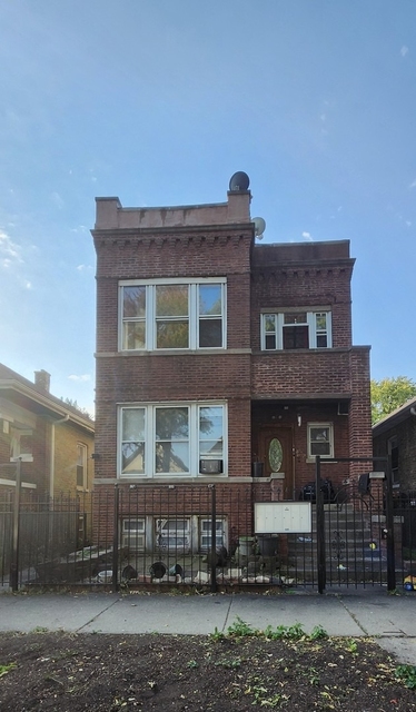 4825 W Bloomingdale Avenue - Photo 1