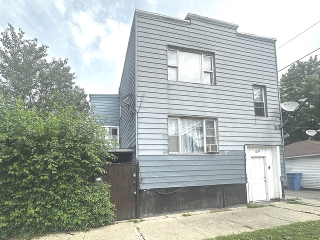 5159 S Albany Avenue - Photo 1