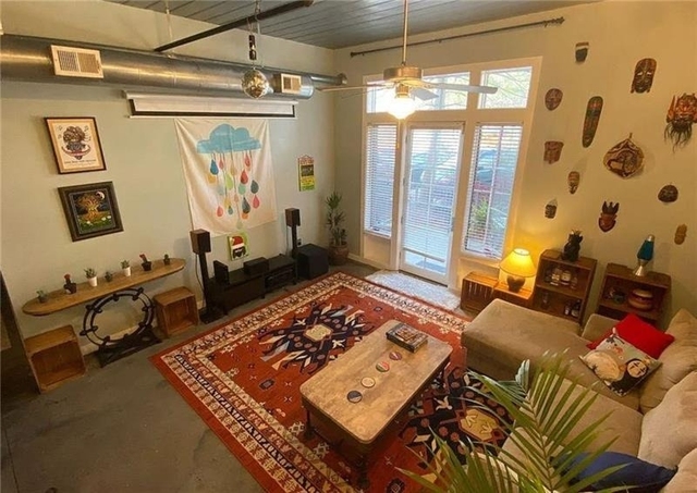 572 Edgewood Avenue Ne - Photo 1