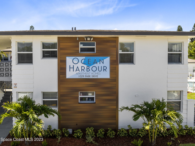 1029 Park Drive - Photo 1