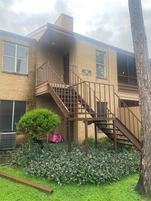 10555 Turtlewood Court - Photo 1