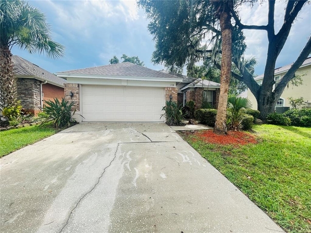 1738 Golfview Drive - Photo 1