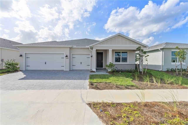 16420 Seven Lakes Avenue - Photo 1