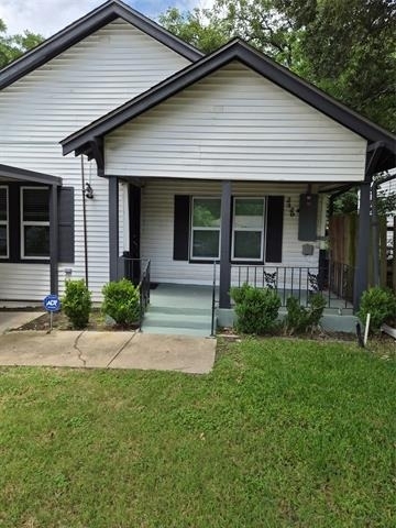 2329 Connor Avenue - Photo 1