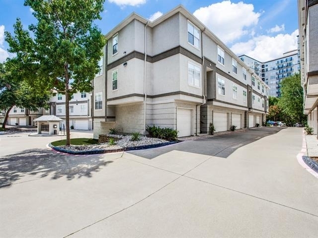 2201 Wolf Street - Photo 1