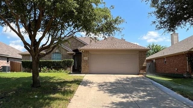 5823 Sunny Meadow Lane - Photo 1