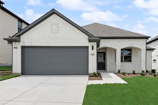 704 Summerberry Drive - Photo 1