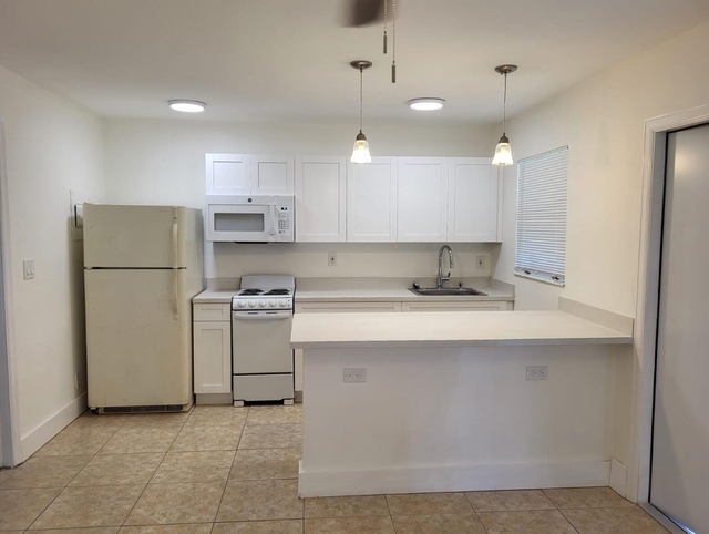 317 N 61st Terrace - Photo 1