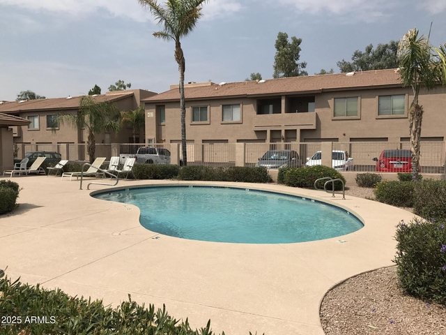 1406 W Emerald Avenue - Photo 1