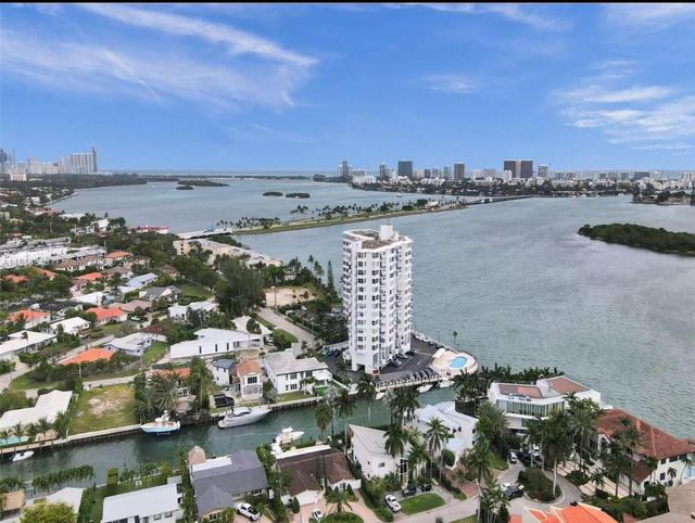 11930 N Bayshore Drive - Photo 1
