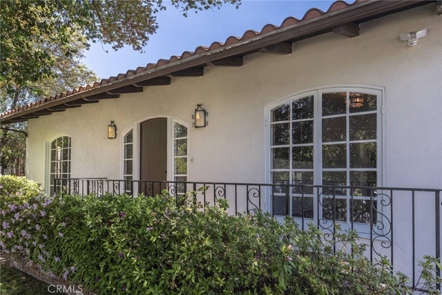 4213 Wilkinson Avenue - Photo 1