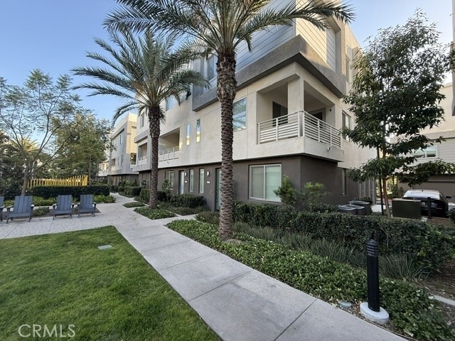 1868 S Westside Drive - Photo 1