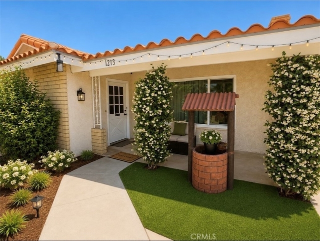 1212 Turquoise Street - Photo 1