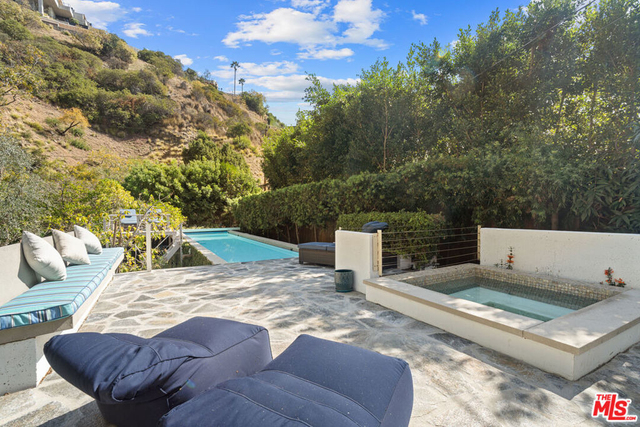 1853 Nichols Canyon Road - Photo 1