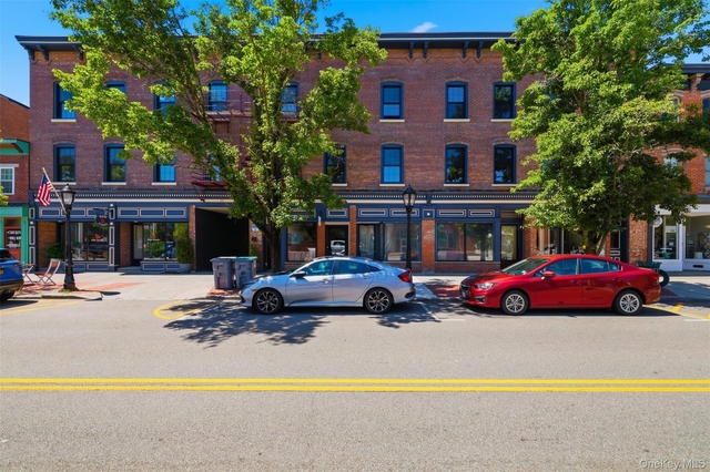 207 Main Street - Photo 1