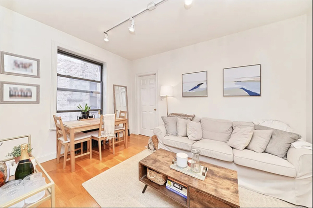 55 Barrow Street - Photo 1