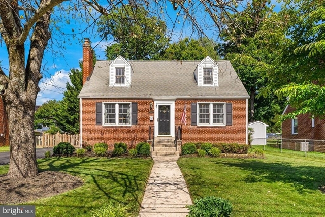 2929 Stuart Drive - Photo 1