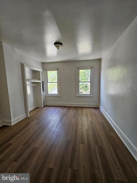 2955 N Reese Street - Photo 1