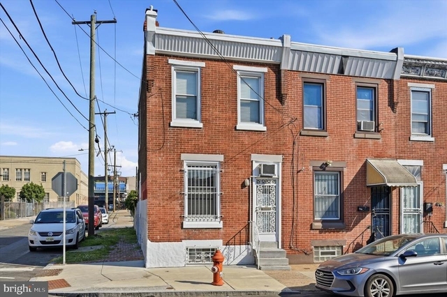 3220 Jasper Street - Photo 1
