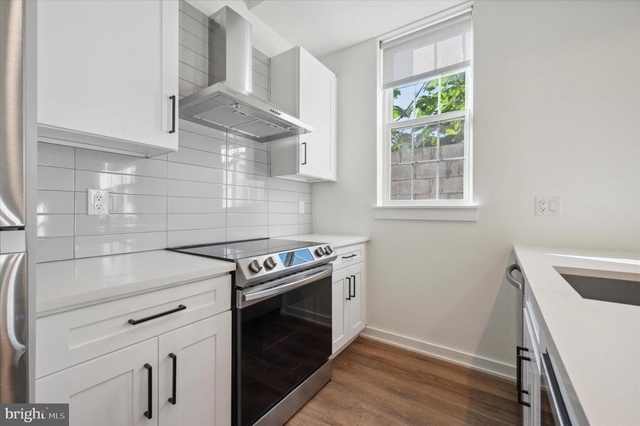 2513 N Howard Street - Photo 1