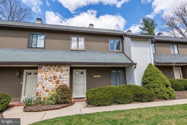 114 Pinecrest Lane - Photo 1
